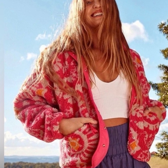 Free People Hit The Slopes Printed Fleece Jacket in fuschia - Picture 4 of 5